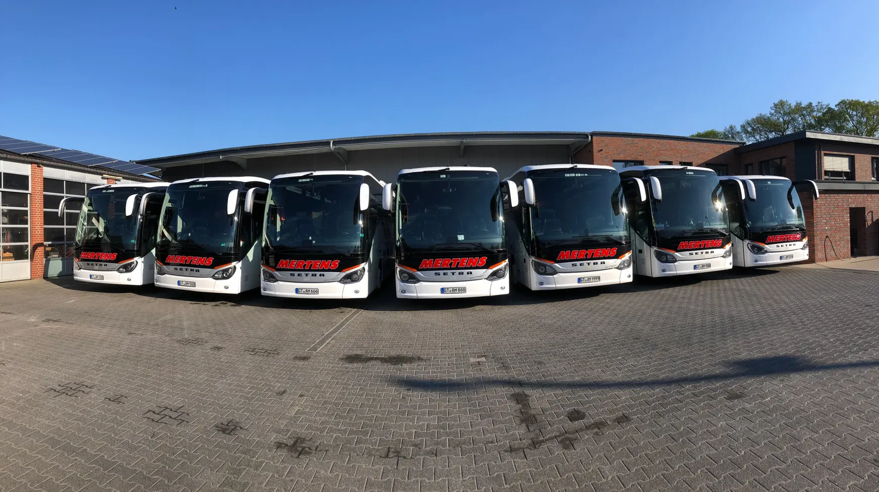 Reisebus Mertens-Reisen