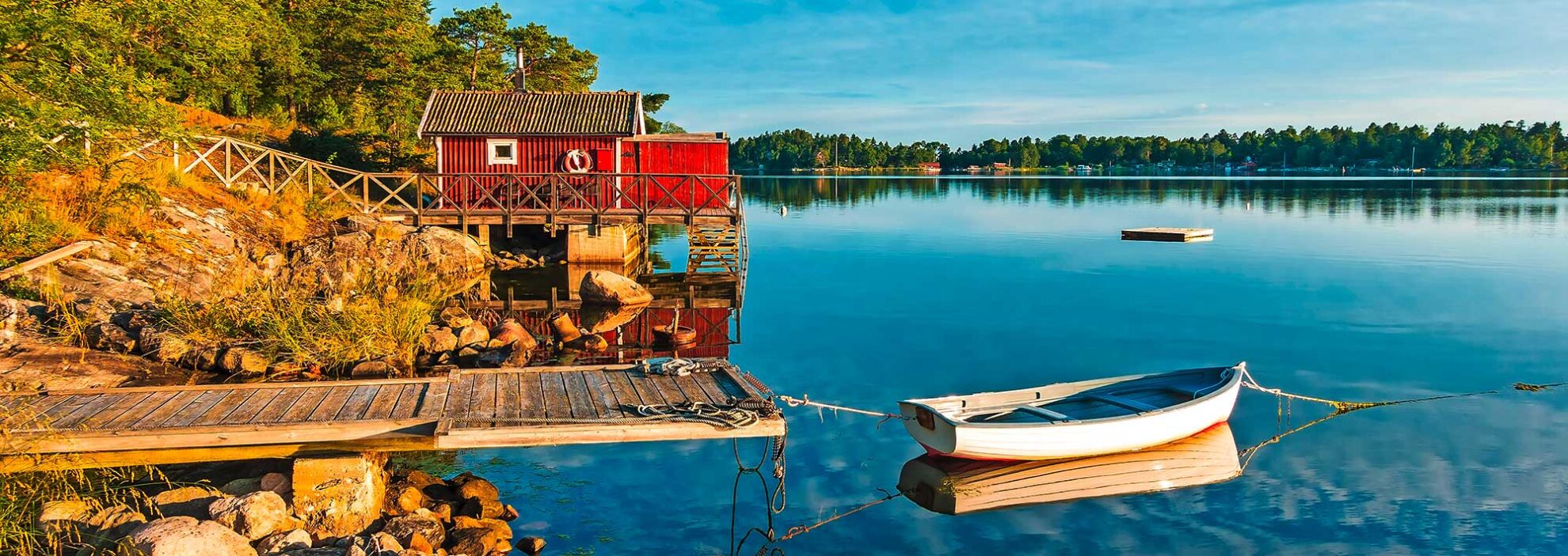 Schärengarten an der schwedischen Küste vor Stockholm